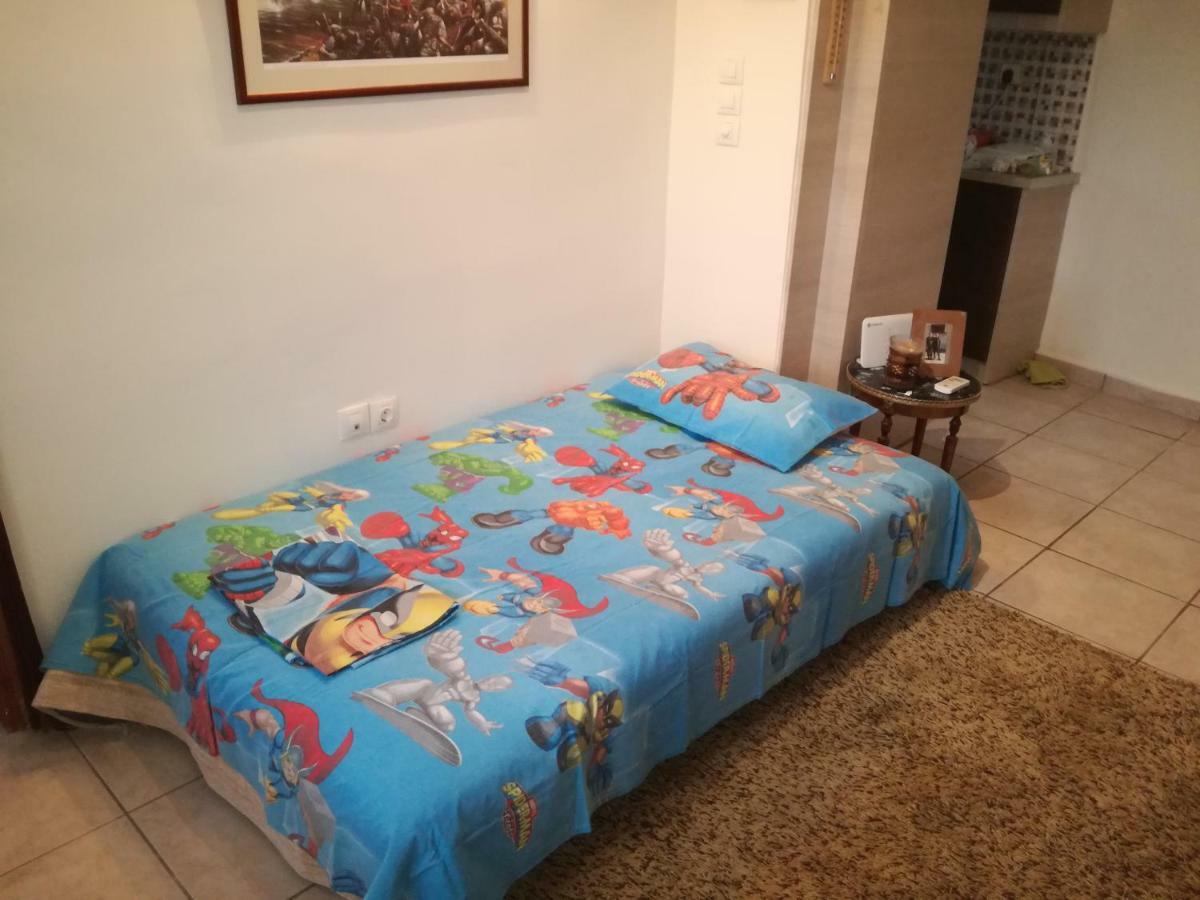 Relaxing Beautiful Holiday Home Lavrion Exterior photo